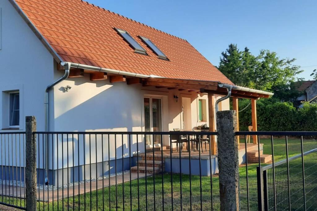 Andrea Nyaralohaz Villa Kovagoors Luaran gambar